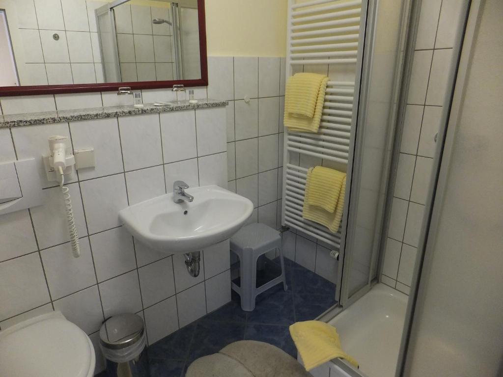 Weinhotel Hubertus Garni كلوتن الغرفة الصورة