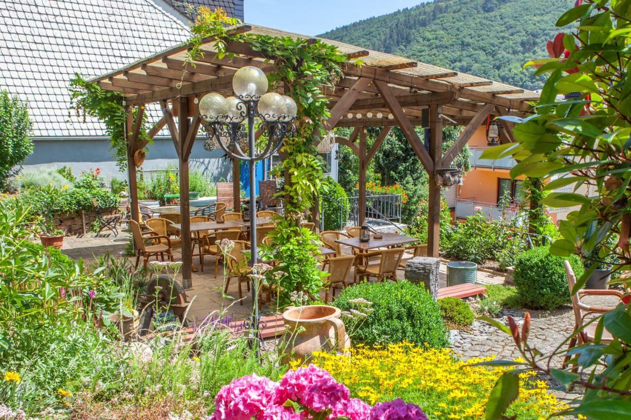 Weinhotel Hubertus Garni كلوتن المظهر الخارجي الصورة